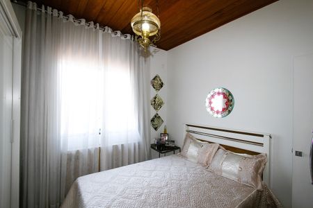 Casa à venda com 640m², 8 quartos e 2 vagasQuarto 4