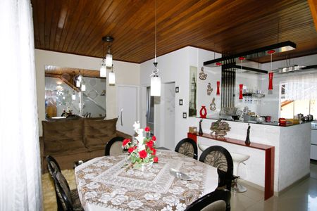 Casa à venda com 640m², 8 quartos e 2 vagasCozinha 2