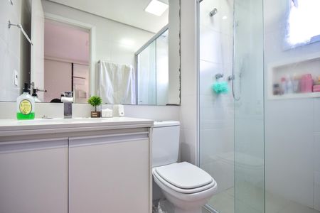 Apartamento à venda com 65m², 2 quartos e 1 vagaBanheiro Social