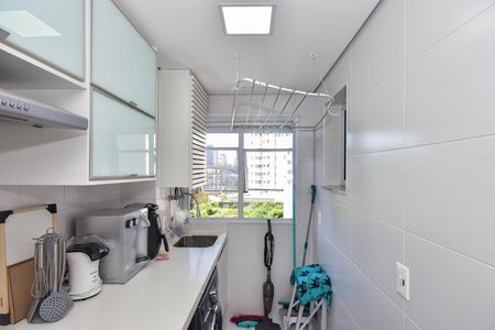 Apartamento à venda com 65m², 2 quartos e 1 vagaÁrea de Serviço