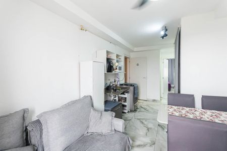 Sala de apartamento para alugar com 1 quarto, 32m² em Imperial de São Cristóvão, Rio de Janeiro