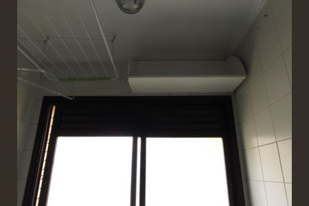 Apartamento à venda com 64m², 3 quartos e 1 vagaÁrea de Serviço