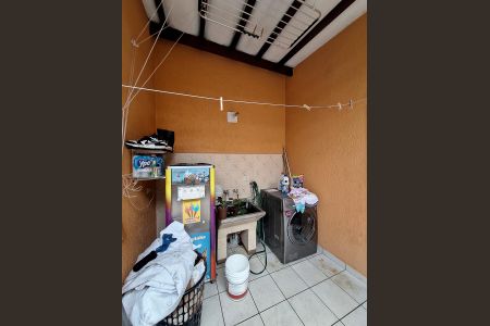 Casa à venda com 210m², 4 quartos e 4 vagas Casa à venda com 210m², 4 quartos e 4 vagasÁrea de Serviço