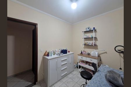 Casa à venda com 210m², 4 quartos e 4 vagas Casa à venda com 210m², 4 quartos e 4 vagasQuarto 2