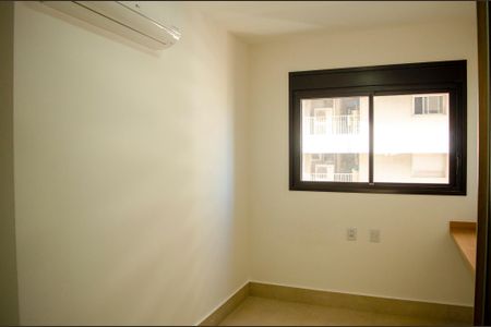 Suíte 1 de apartamento para alugar com 2 quartos, 70m² em Setor Marista, Goiânia