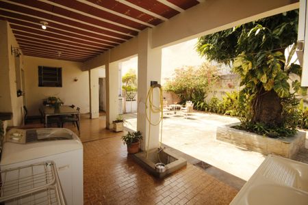 Casa à venda com 430m², 5 quartos e 5 vagasquintal