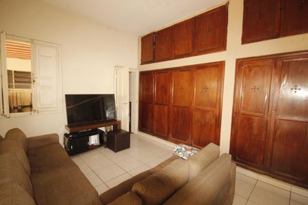 Casa à venda com 430m², 5 quartos e 5 vagassala 2