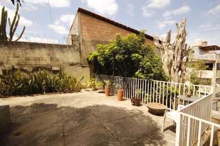 Casa à venda com 430m², 5 quartos e 5 vagasquintal