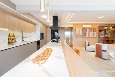 Apartamento à venda com 150m², 3 quartos e 3 vagas Apartamento à venda com 150m², 3 quartos e 3 vagasCozinha