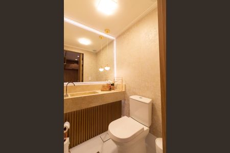 Apartamento à venda com 150m², 3 quartos e 3 vagas Apartamento à venda com 150m², 3 quartos e 3 vagasLavabo