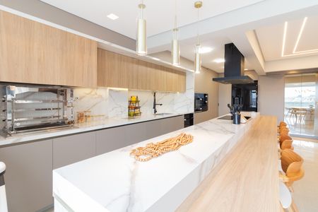 Apartamento à venda com 150m², 3 quartos e 3 vagas Apartamento à venda com 150m², 3 quartos e 3 vagasCozinha