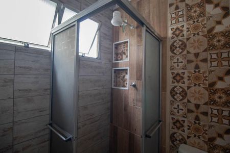 Banheiro da Suíte de casa para alugar com 1 quarto, 58m² em Jardim Brasil, São Paulo