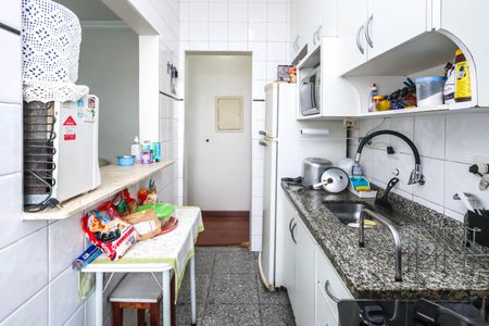 Apartamento à venda com 63m², 3 quartos e 2 vagas Apartamento à venda com 63m², 3 quartos e 2 vagasCozinha
