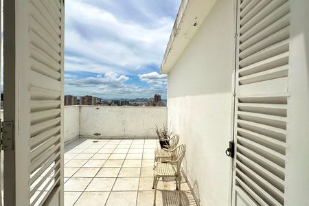 Apartamento à venda com 300m², 4 quartos e 1 vagaQuarto 4