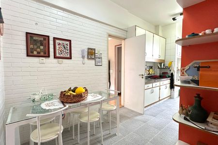 Apartamento à venda com 300m², 4 quartos e 1 vagaCozinha