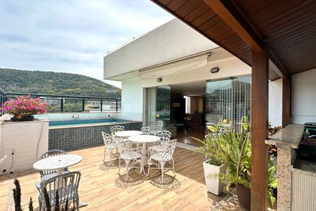 Apartamento à venda com 300m², 4 quartos e 1 vagaVaranda da Sala