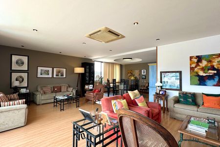 Apartamento à venda com 300m², 4 quartos e 1 vagaSala