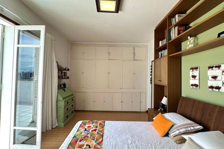 Apartamento à venda com 300m², 4 quartos e 1 vagaQuarto 4