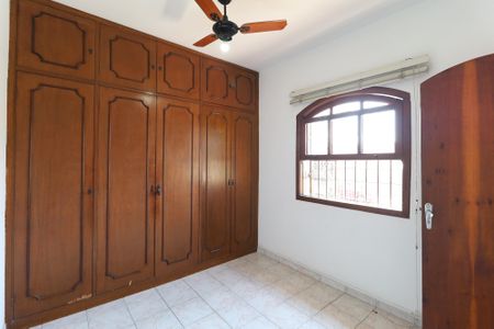 Casa à venda com 98m², 2 quartos e 2 vagas Casa à venda com 98m², 2 quartos e 2 vagasQuarto 1