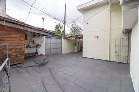 Casa à venda com 320m², 4 quartos e 5 vagas Casa à venda com 320m², 4 quartos e 5 vagasGaragem