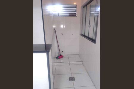 Lavanderia de apartamento para alugar com 2 quartos, 60m² em Califórnia, Belo Horizonte