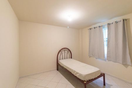 Quarto 2 de apartamento para alugar com 2 quartos, 54m² em Campo Comprido, Curitiba