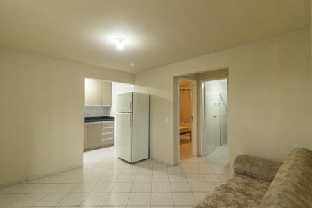 Sala de apartamento para alugar com 2 quartos, 54m² em Campo Comprido, Curitiba