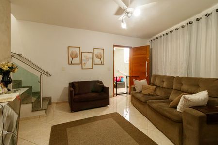 Sala de casa à venda com 3 quartos, 105m² em Vila Nivi, São Paulo