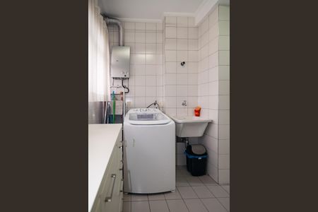 Apartamento à venda com 71m², 2 quartos e 2 vagasÁrea de Serviço