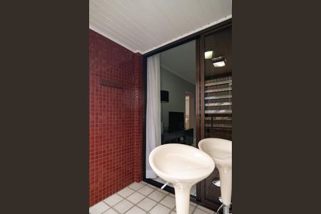 Apartamento à venda com 71m², 2 quartos e 2 vagasVaranda