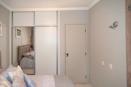 Apartamento à venda com 71m², 2 quartos e 2 vagasSuíte 2