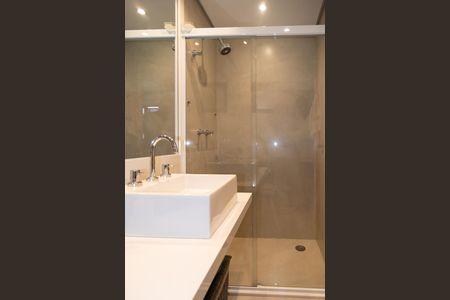 Apartamento à venda com 71m², 2 quartos e 2 vagasBanheiro da Suíte 1