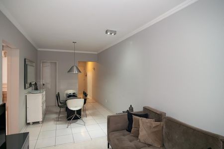 Apartamento à venda com 71m², 2 quartos e 2 vagasSala