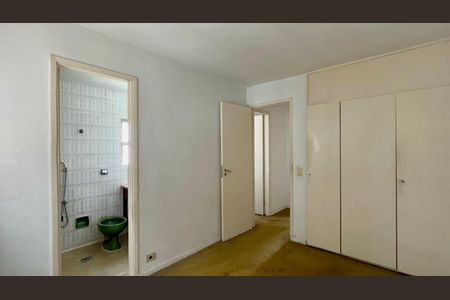 Apartamento à venda com 90m², 3 quartos e 1 vaga Apartamento à venda com 90m², 3 quartos e 1 vagaSuite