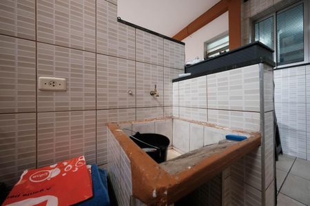 Casa à venda com 90m², 2 quartos e 1 vagaÁrea de Serviço