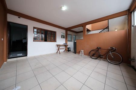 Casa à venda com 90m², 2 quartos e 1 vagaGaragem