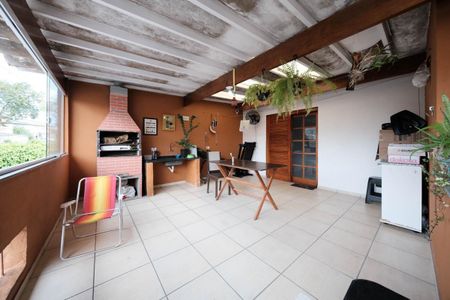 Casa à venda com 90m², 2 quartos e 1 vagaVaranda