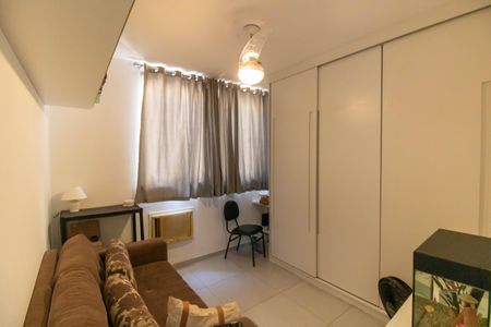 Apartamento à venda com 200m², 3 quartos e 1 vaga Apartamento à venda com 200m², 3 quartos e 1 vagaQuarto 1