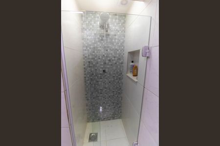 Apartamento à venda com 200m², 3 quartos e 1 vaga Apartamento à venda com 200m², 3 quartos e 1 vagaBanheiro Social