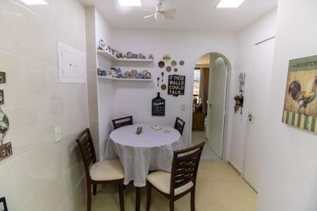 Apartamento à venda com 200m², 3 quartos e 1 vaga Apartamento à venda com 200m², 3 quartos e 1 vagaCozinha