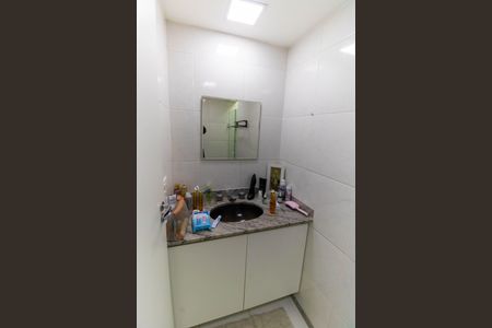 Apartamento à venda com 200m², 3 quartos e 1 vaga Apartamento à venda com 200m², 3 quartos e 1 vagaBanheiro Social