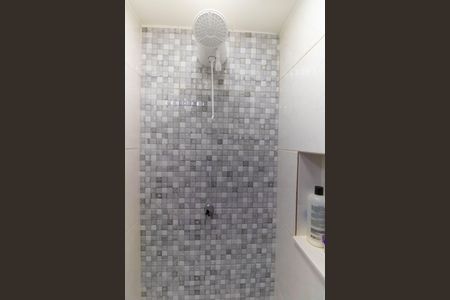 Apartamento à venda com 200m², 3 quartos e 1 vaga Apartamento à venda com 200m², 3 quartos e 1 vagaBanheiro Social