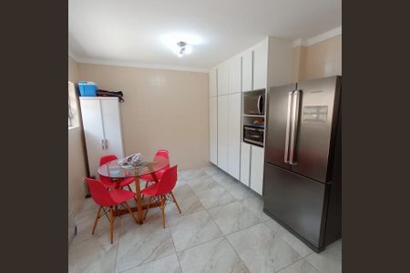 Casa à venda com 206m², 3 quartos e 2 vagas Casa à venda com 206m², 3 quartos e 2 vagasFoto 10