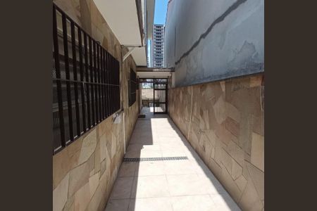 Casa à venda com 206m², 3 quartos e 2 vagas Casa à venda com 206m², 3 quartos e 2 vagasFoto 36