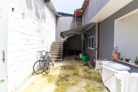 Casa para alugar com 90m², 2 quartos e 1 vaga Casa para alugar com 90m², 2 quartos e 1 vagaÁrea externa