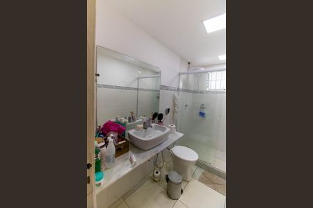 Casa para alugar com 90m², 2 quartos e 1 vaga Casa para alugar com 90m², 2 quartos e 1 vagaBanheiro