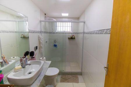 Casa para alugar com 90m², 2 quartos e 1 vaga Casa para alugar com 90m², 2 quartos e 1 vagaBanheiro