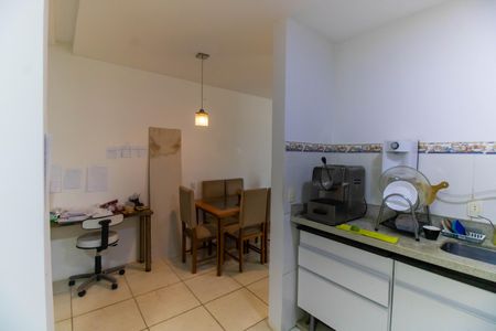 Casa para alugar com 90m², 2 quartos e 1 vaga Casa para alugar com 90m², 2 quartos e 1 vagaCozinha