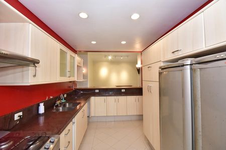 Casa à venda com 279m², 3 quartos e 4 vagasCozinha