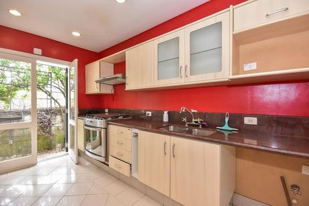 Casa à venda com 279m², 3 quartos e 4 vagasCozinha